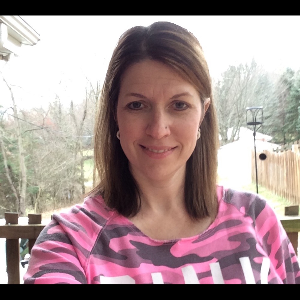 Meet your Posher, Monica